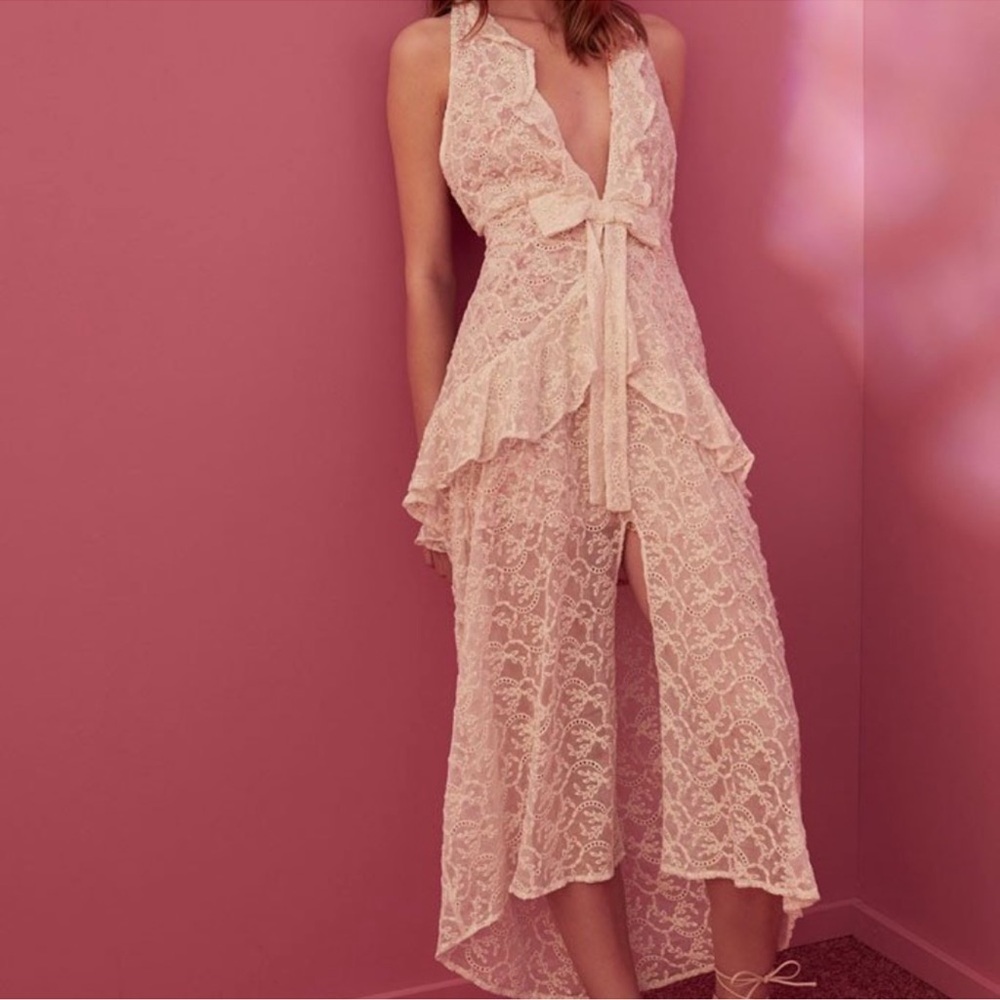 For Love & Lemons
Sweet Disposition Dress Ivory Floral NWT Large - Picture 4 of 16